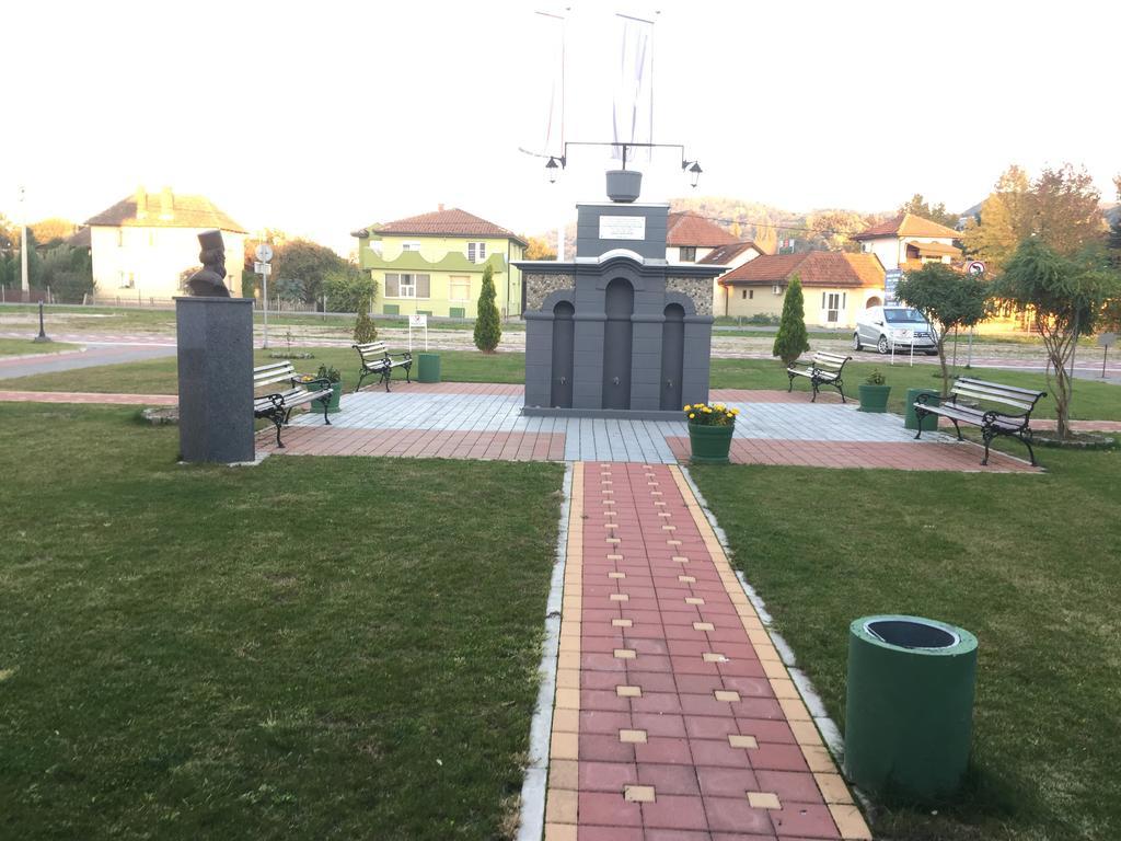 Apartman Jezdic Banja Koviljača Exteriör bild
